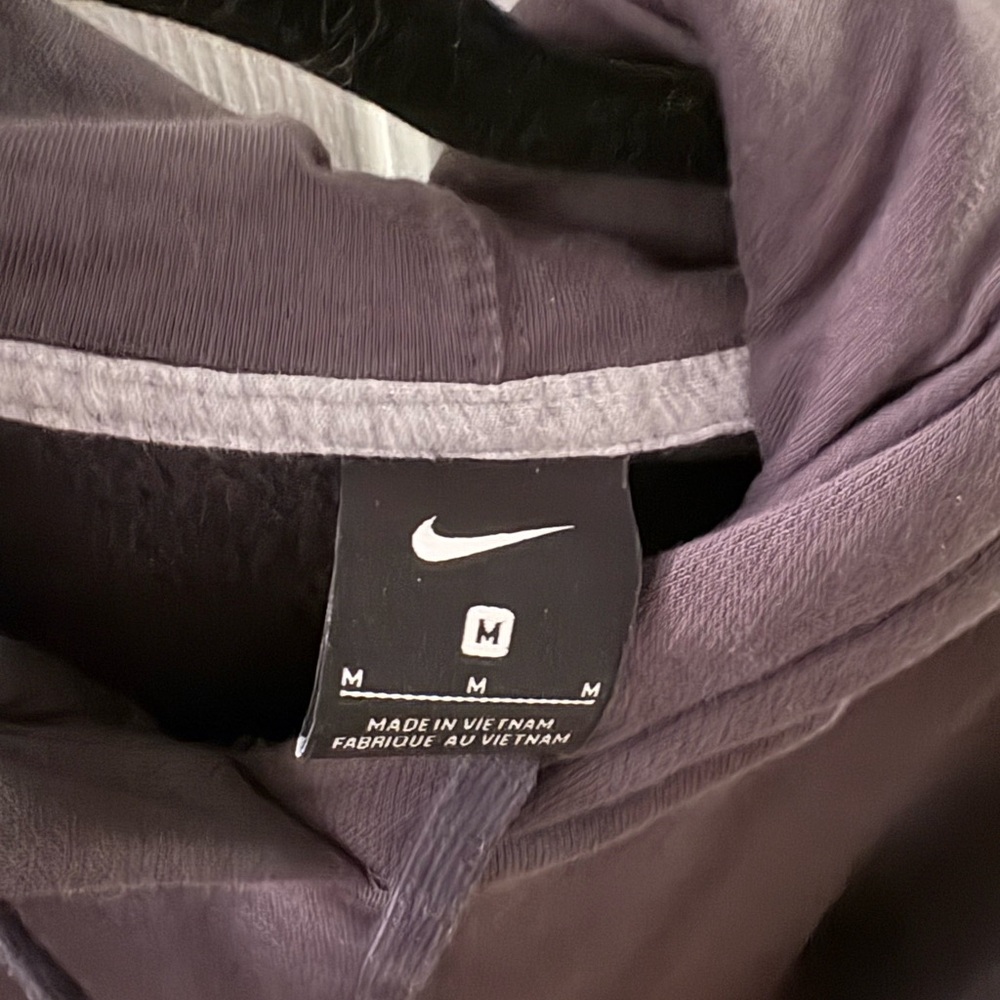 Nike Women’s Charcoal Hoodie - Picture 2 of 4